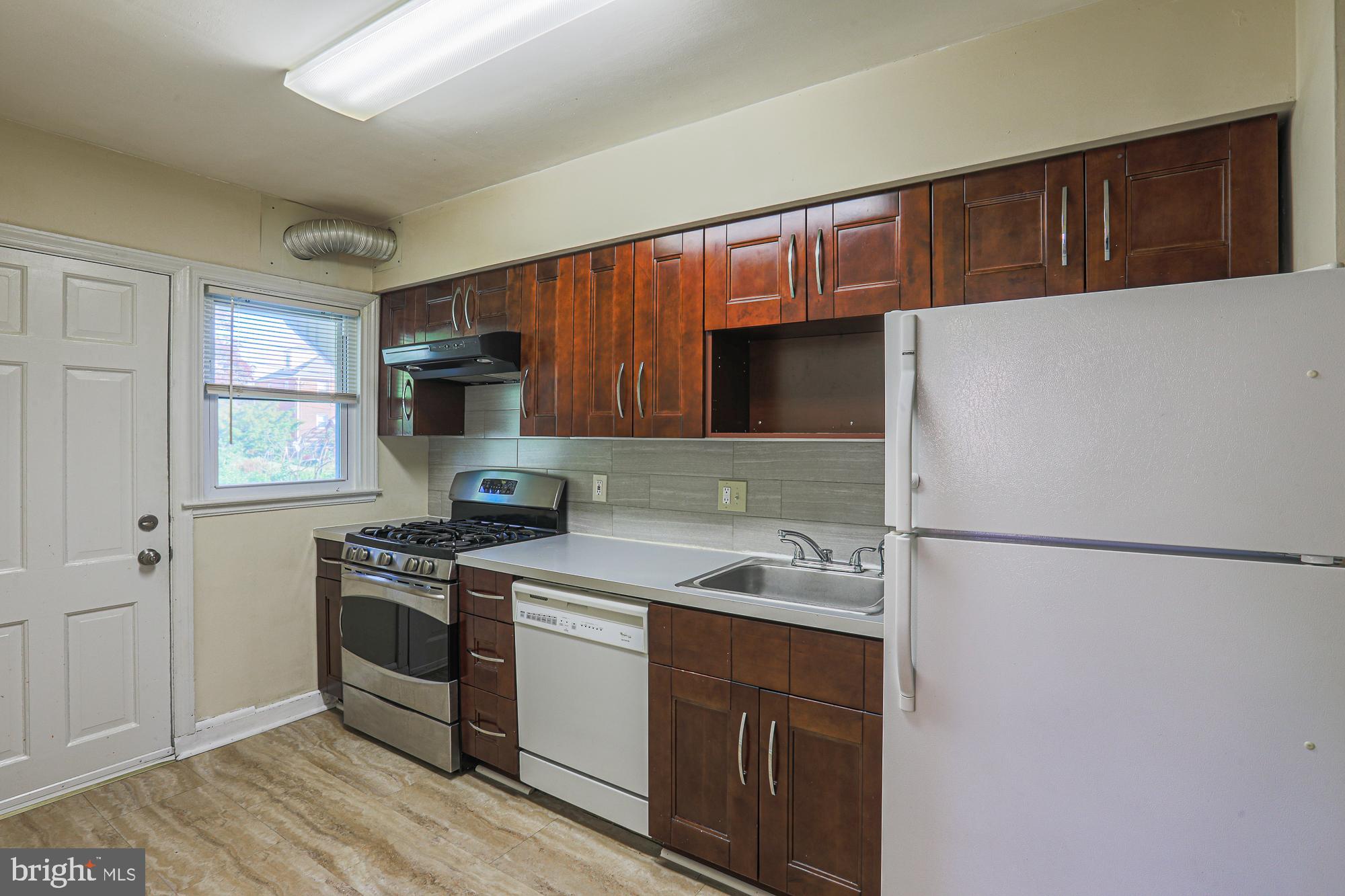 3914 Brookhill Road Baltimore, MD 21215 - Photo 21 of 51