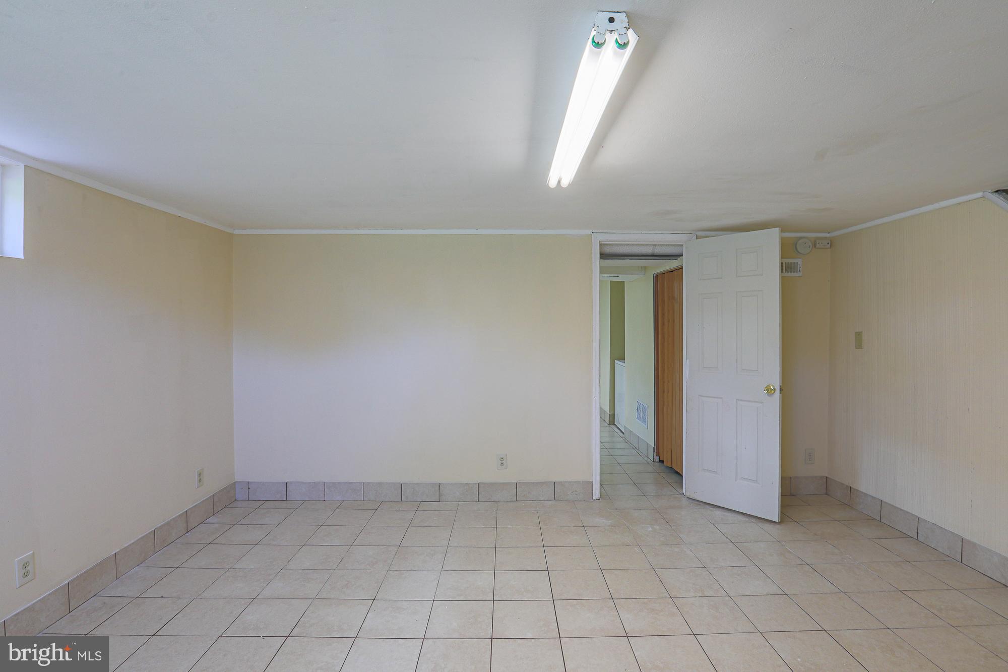 3914 Brookhill Road Baltimore, MD 21215 - Photo 26 of 51