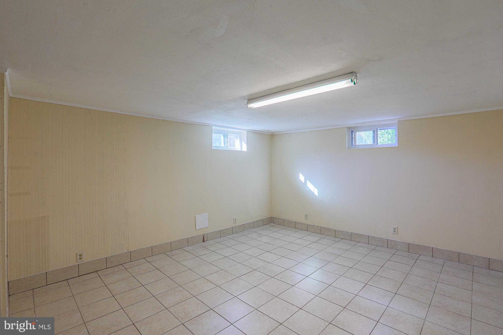 3914 Brookhill Road Baltimore, MD 21215 - Photo 29 of 51