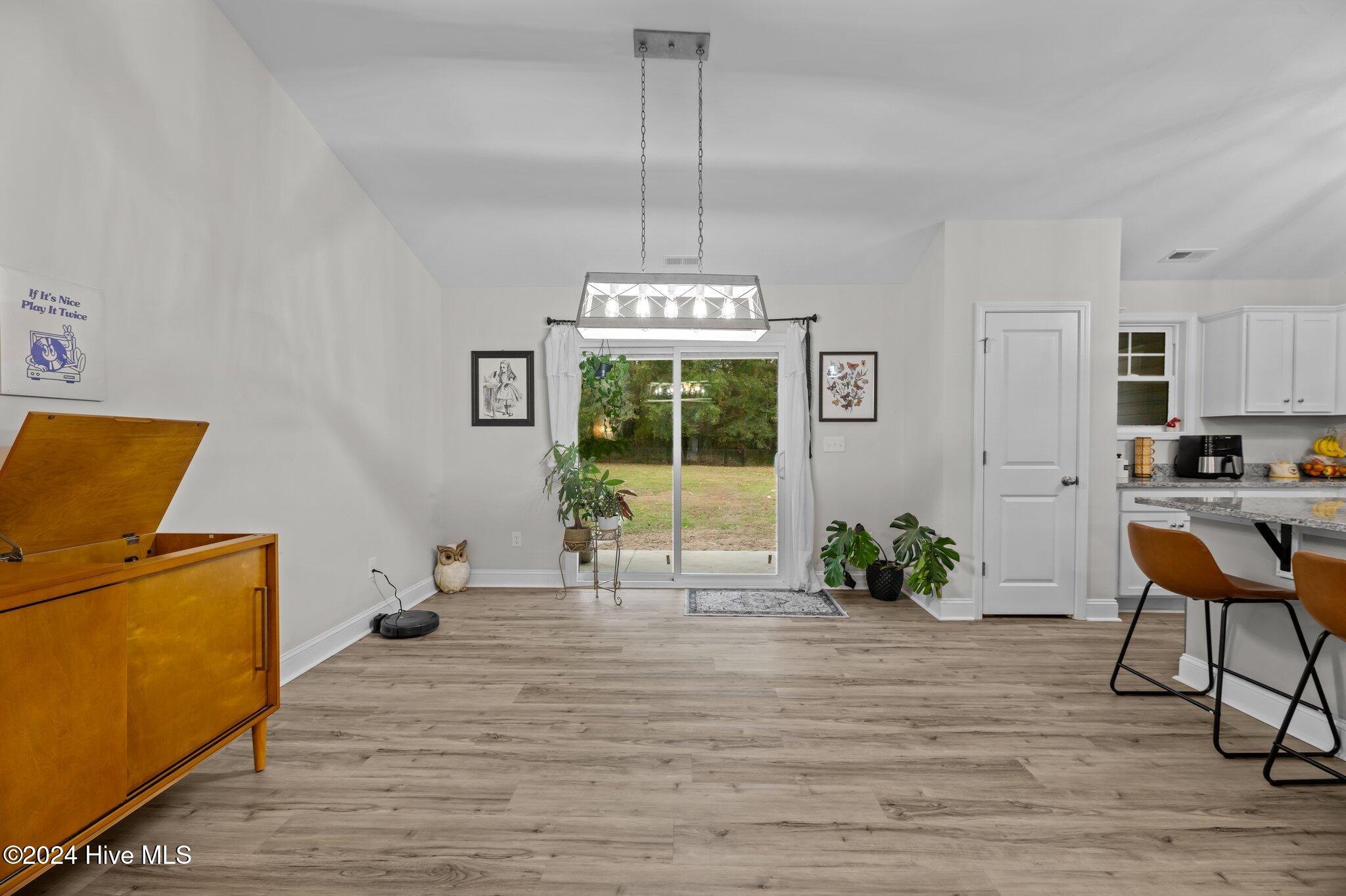 334 Neuse Road New Bern, NC 28560 - Photo 18 of 38 18