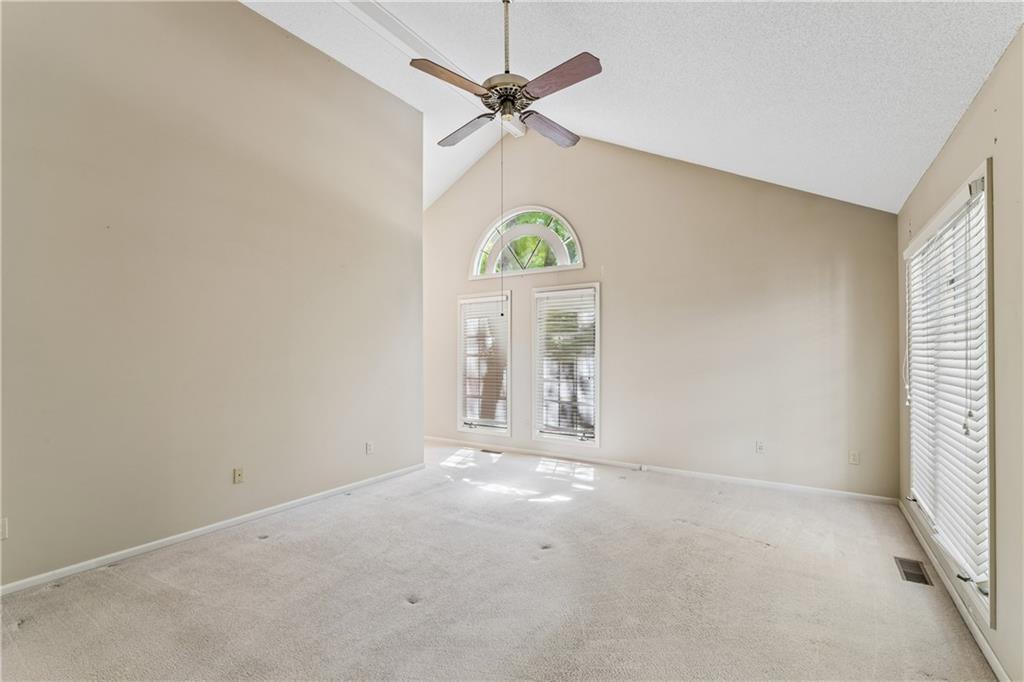 14936 Rhodes Circle Lenexa, KS 66215 - Photo 23 of 87