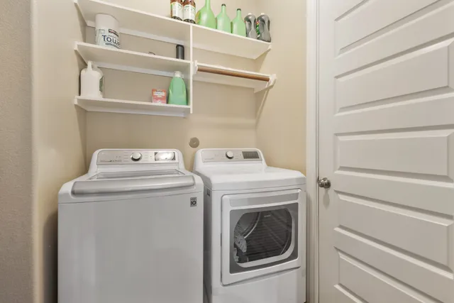 $699,000 | 25611 Kearsley Drive, Katy, TX 77494