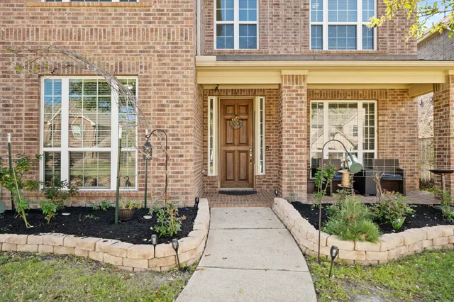 $699,000 | 25611 Kearsley Drive, Katy, TX 77494