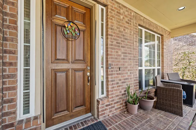 $699,000 | 25611 Kearsley Drive, Katy, TX 77494