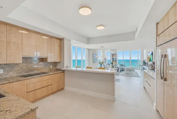 $50,000 | 50 South Pointe Drive, Unit 1201/08, Miami Beach, FL 33139