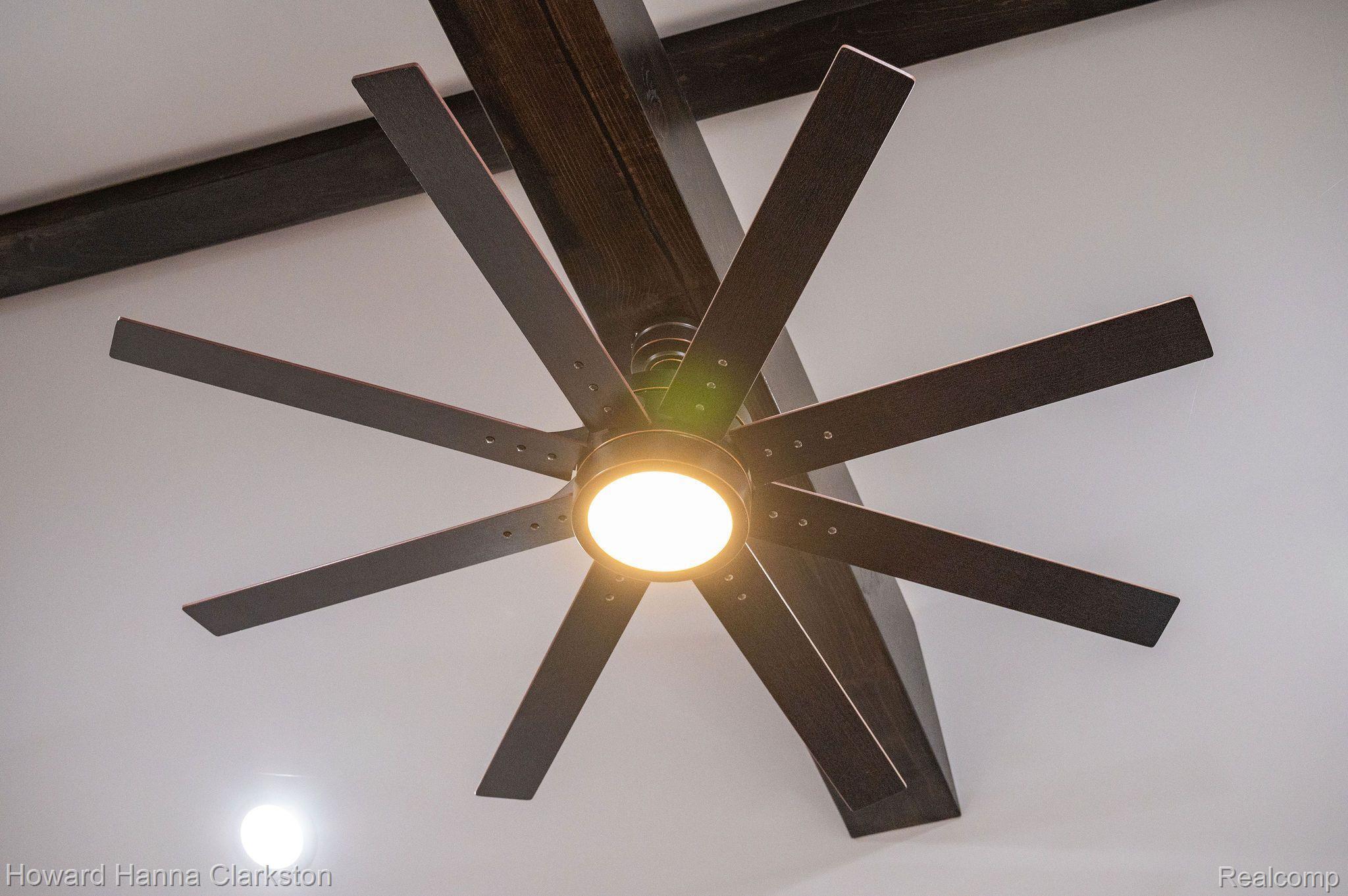 4086 West Commerce Road Milford, MI 48380 - Photo 8 of 43 8