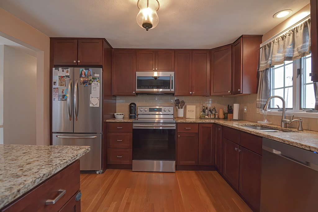 61 Rivers Lane Malden, MA 02148 - Photo 19 of 42 Gallery Image 19