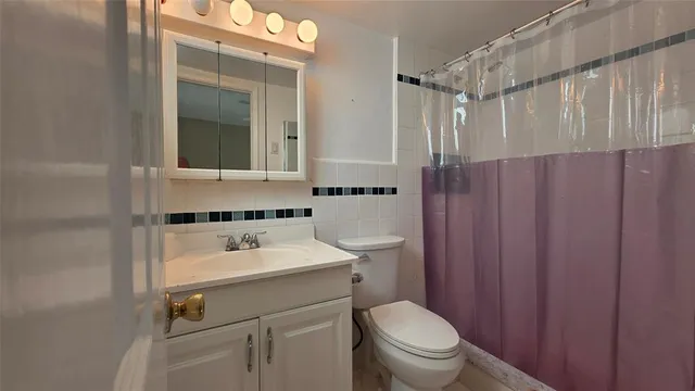 $210,000 | 253 South Cypress Road, Unit 225, Pompano Beach, FL 33060