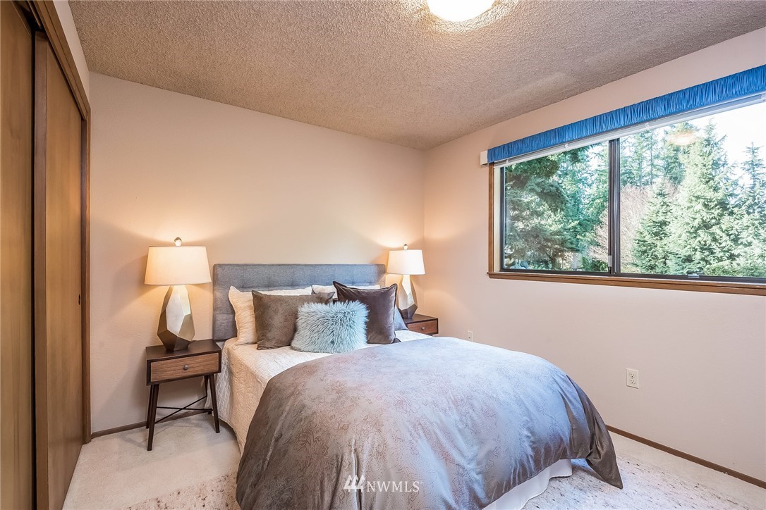 19117 Northeast Redmond Road Redmond, WA 98053 - Photo 13 of 18 Gallery Image 13