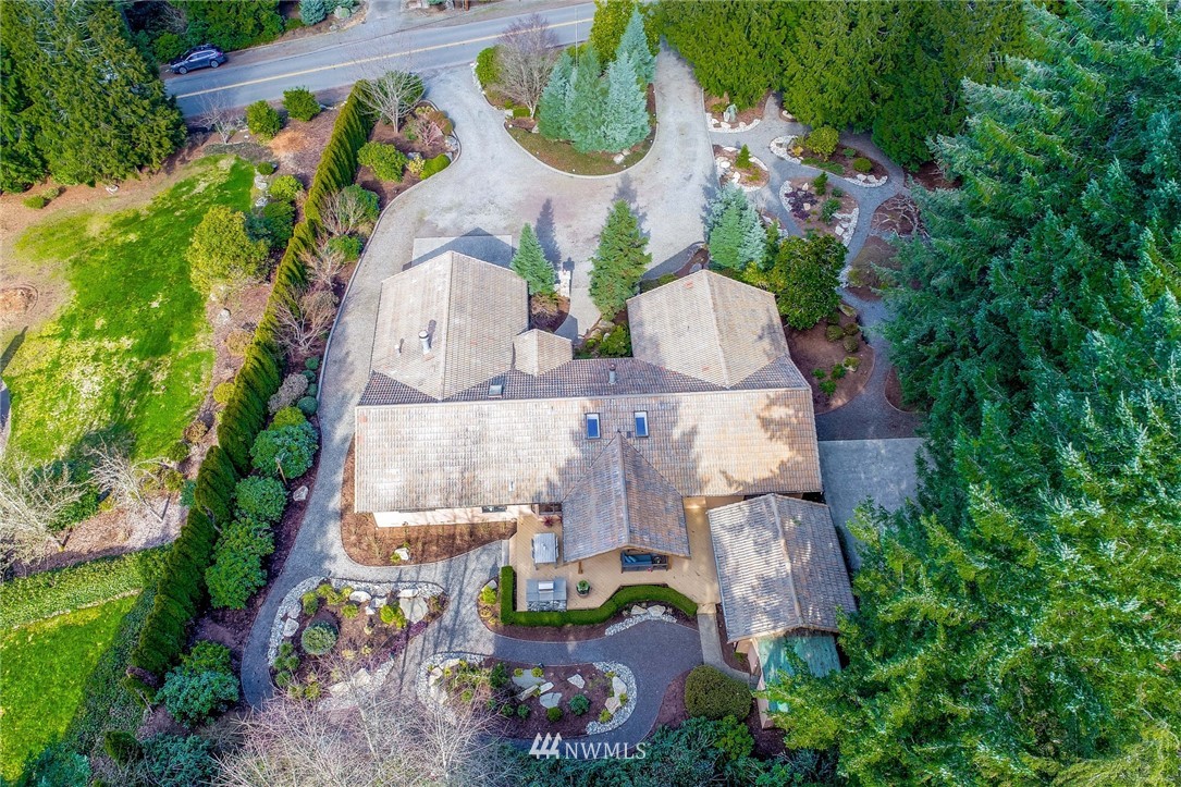 19117 Northeast Redmond Road Redmond, WA 98053 - Photo 17 of 18 Gallery Image 17