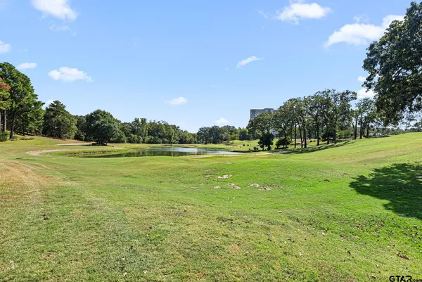 a view of a golf course