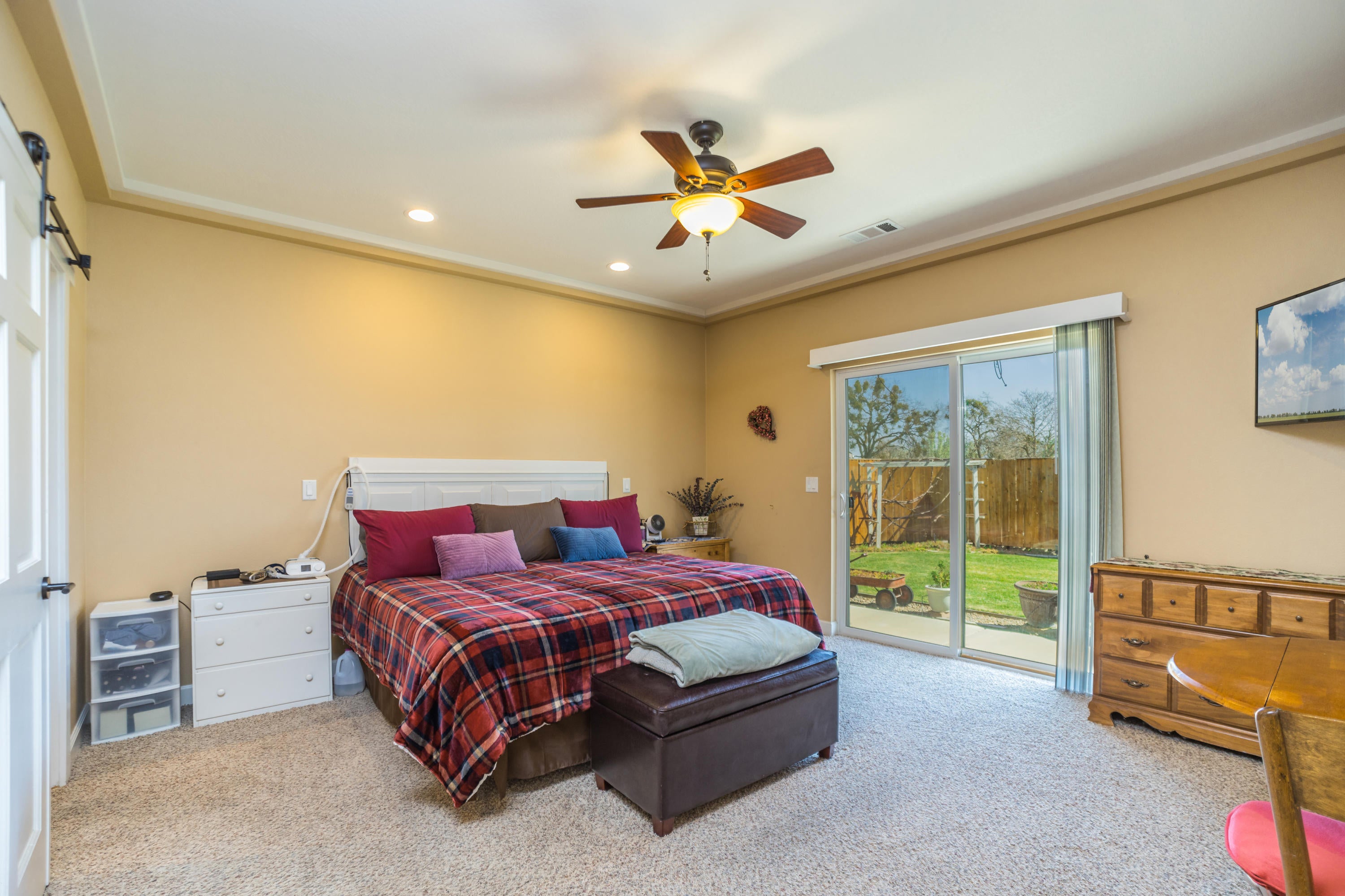 6832 Table Rock Road Central Point, OR 97502 - Photo 11 of 22 079A3527-Edit