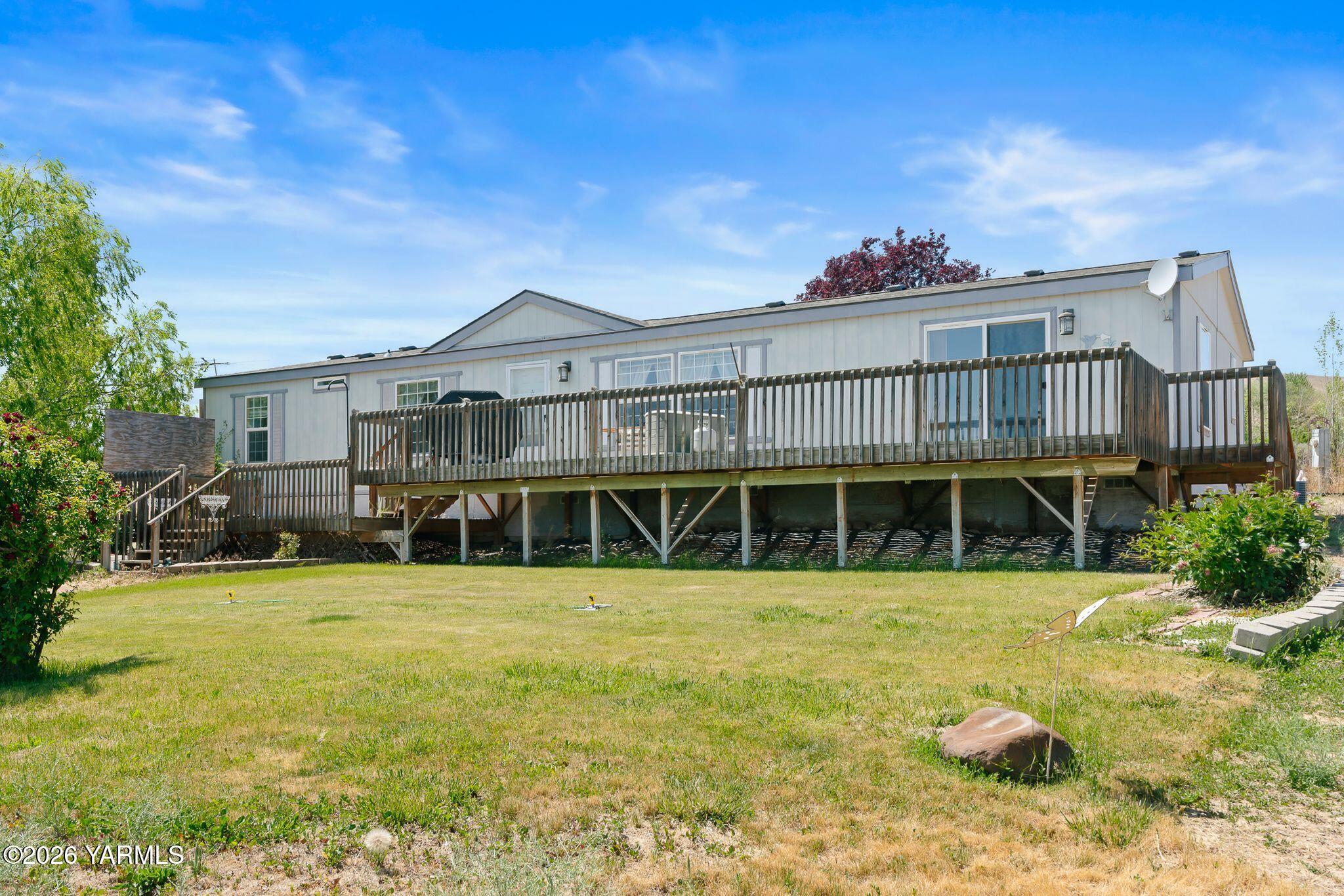 504 Point Drive Selah, WA 98942 - Photo 24 of 38 504 Point Dr-24