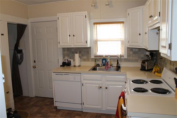 21 Glenellen Road Boston, MA 02132 - Photo 3 of 9 Gallery Image 3