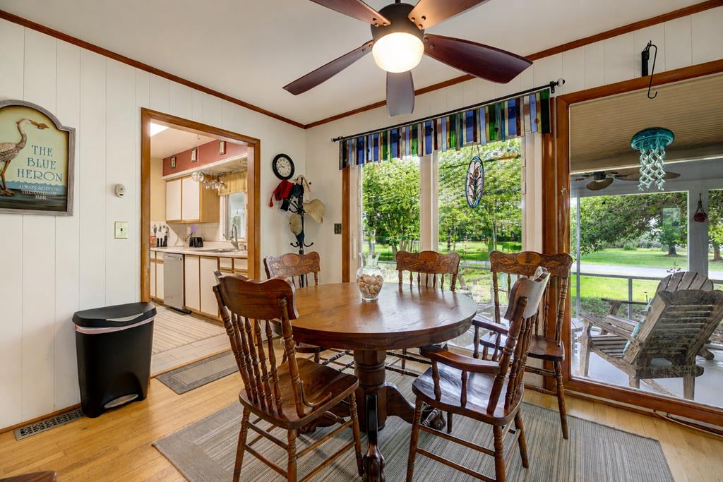 5290 Lakeview Road Chincoteague Island, VA 23336 - Photo 20 of 54
