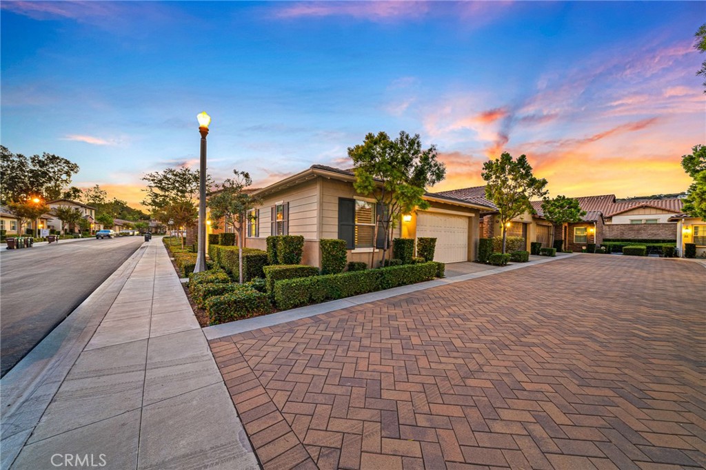 90 Galan Street Rancho Mission Viejo, CA 92694 - Photo 30 of 66