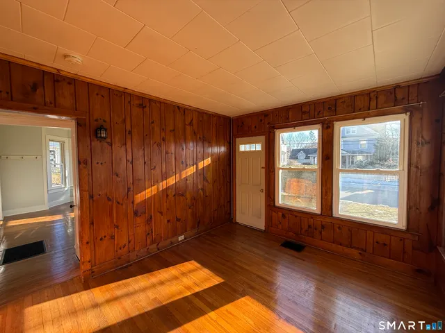 $825 | 55 Wetmore Avenue, Winchester, CT 06098