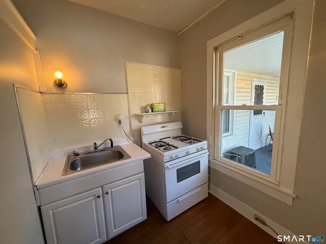 $825 | 55 Wetmore Avenue, Winchester, CT 06098