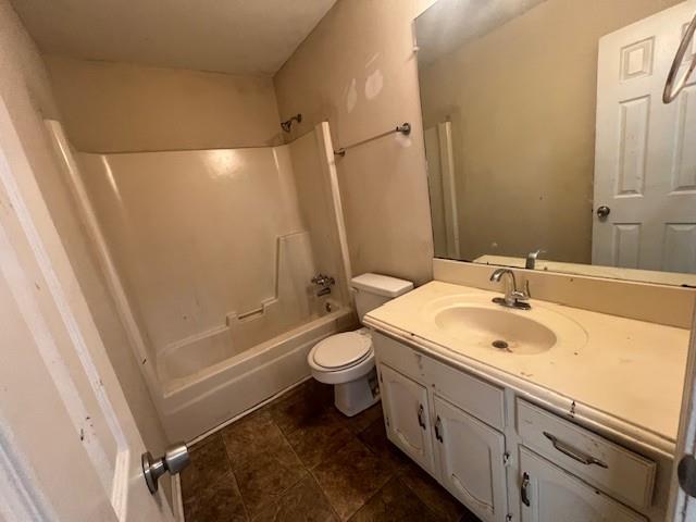 60 Timber Mill Circle Carrollton, GA 30116 - Photo 7 of 14 a bathroom with a sink a toilet and shower