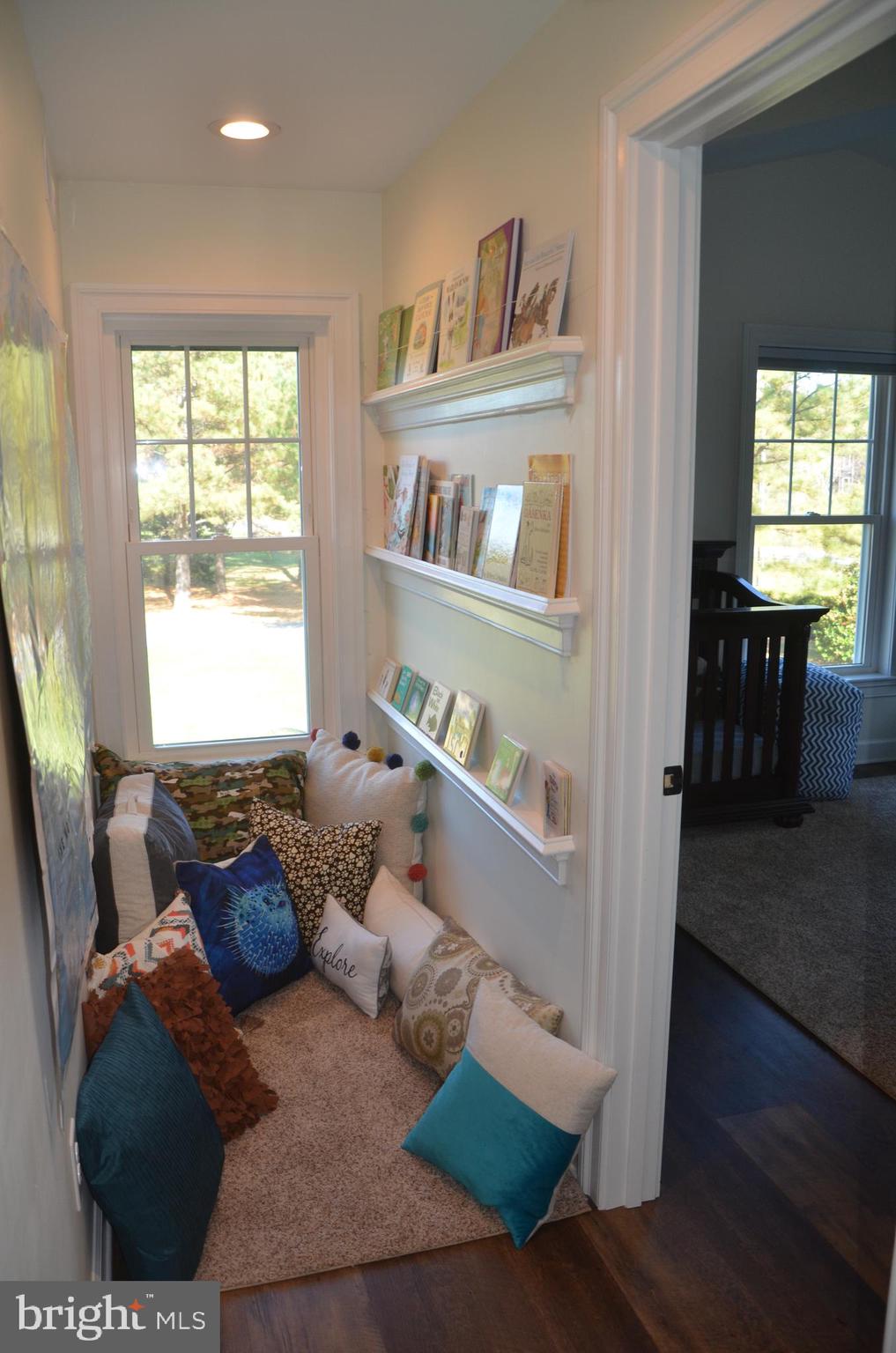 6536 Bozman Neavitt Road Bozman, MD 21612 - Photo 21 of 38 Reading cubby
