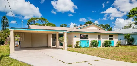 $449,000 | 8824 Phyliss Avenue, Sarasota, FL 34231