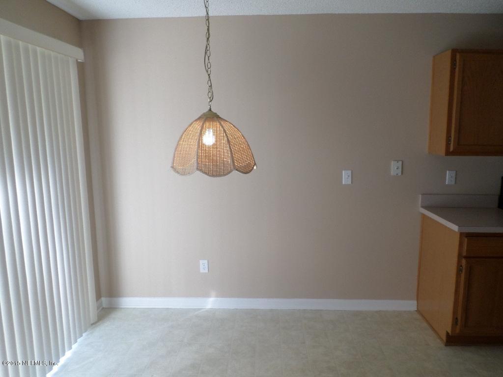 7067 Artis Road Fleming Island, FL 32003 - Photo 4 of 19 SAM_6415
