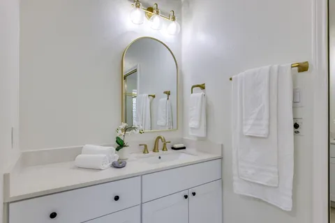 $555,000 | 1505 Drop Tine Drive, Cedar Park, TX 78613