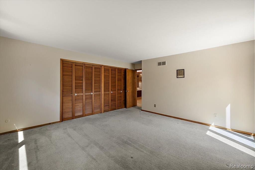 6145 Blue Beech Road Rochester Hills, MI 48306 - Photo 40 of 55