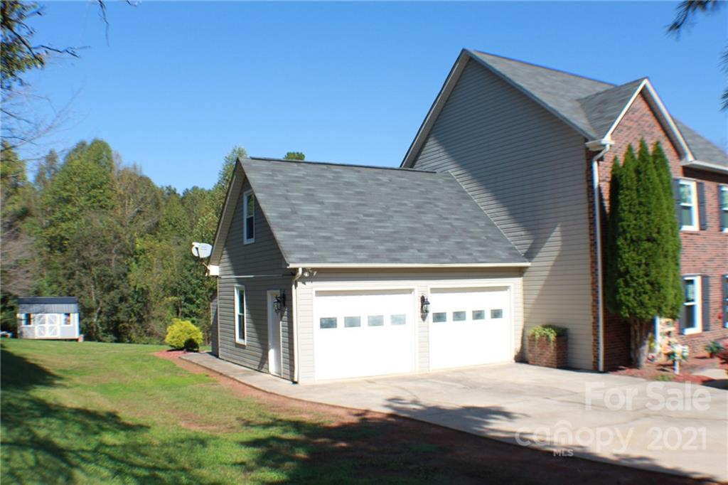 128 Cameron Drive Rutherfordton, NC 28139 - Photo 45 of 48 a view of a house with a patio