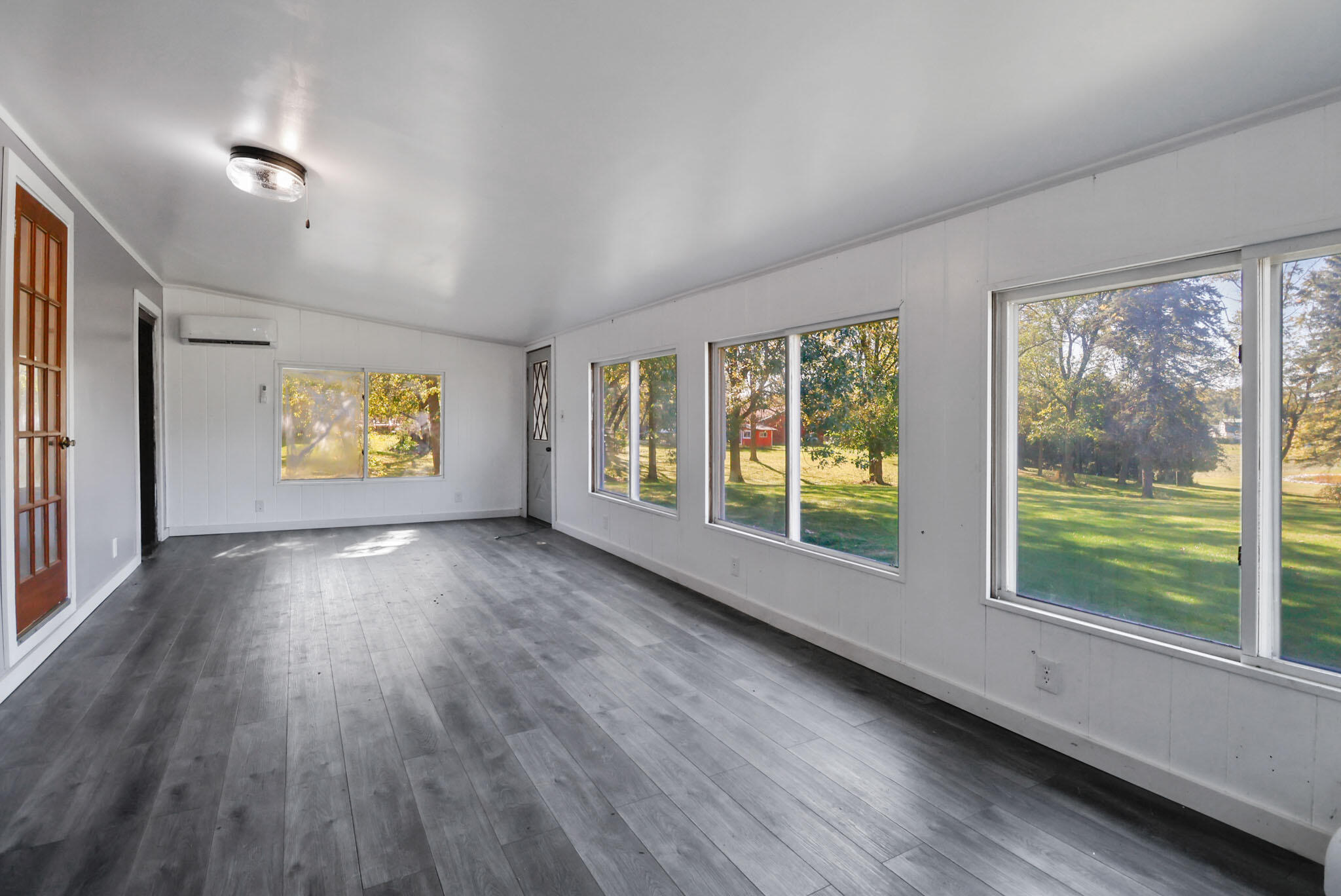 28 South Sager Road Valparaiso, IN 46383 - Photo 20 of 25 2048x1368