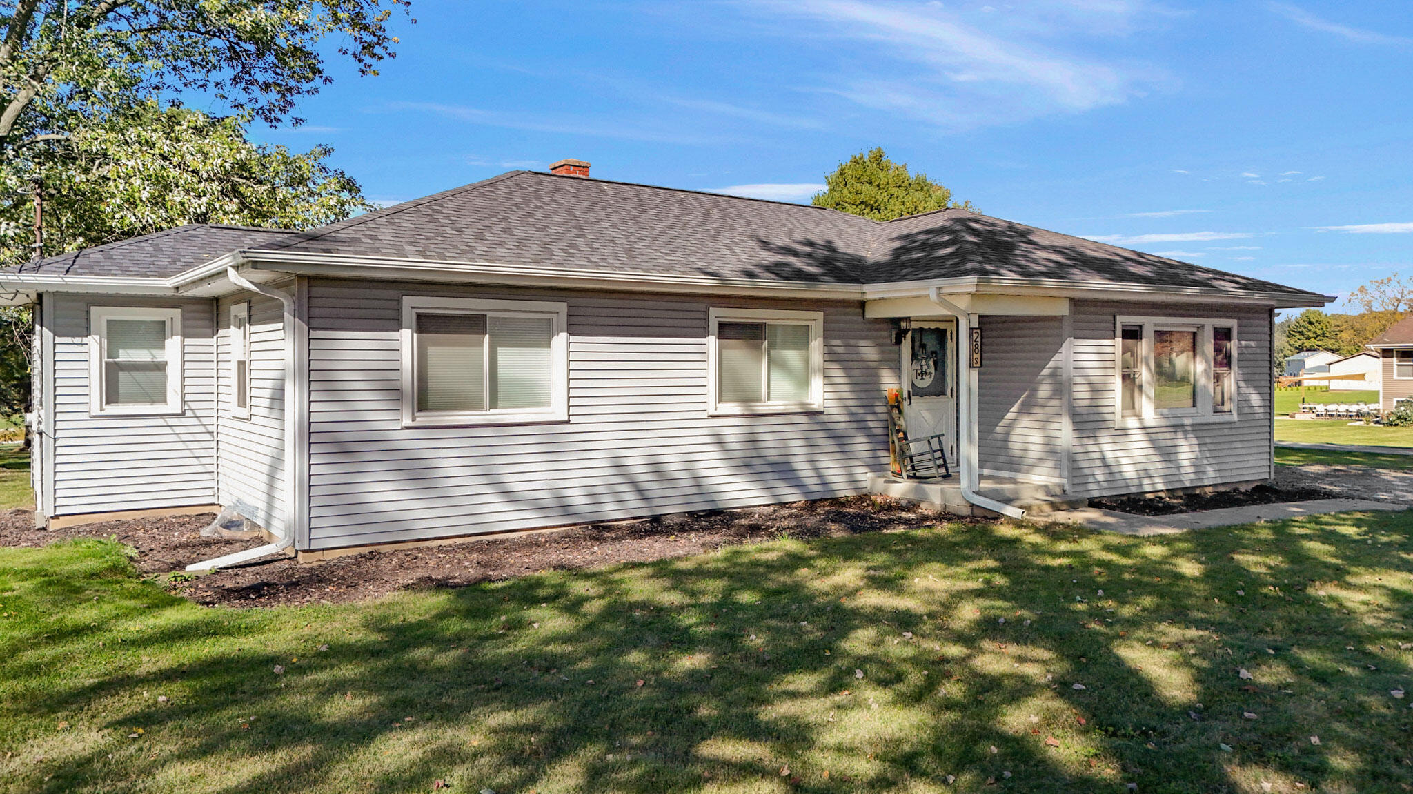 28 South Sager Road Valparaiso, IN 46383 - Photo 2 of 25 2048x1152