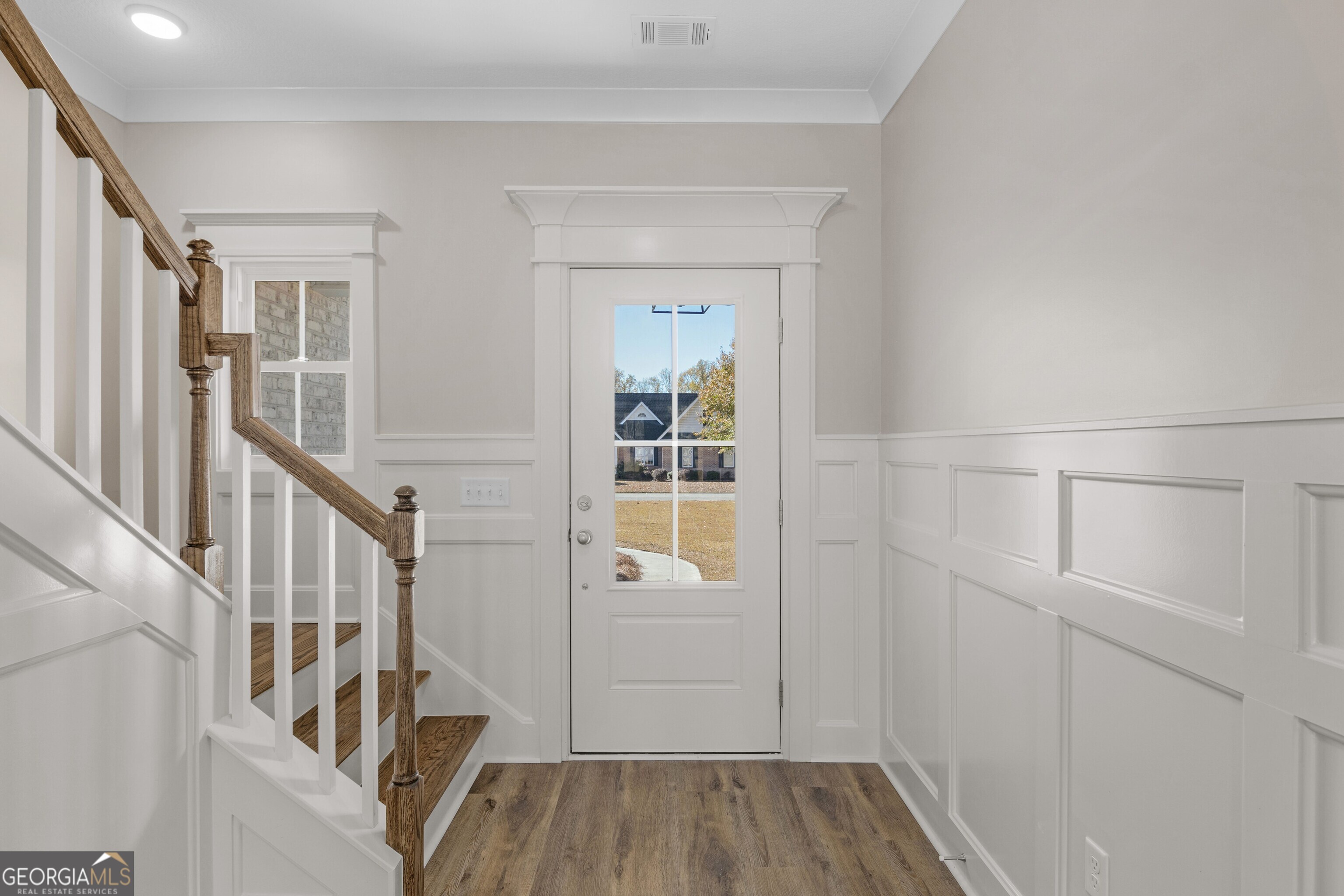7 Honeysuckle Way Claxton, GA 30417 - Photo 4 of 31 a view of entryway with wooden floor