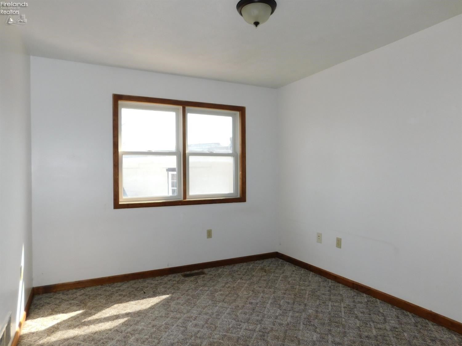 190 North Ridge Street Monroeville, OH 44847 - Photo 9 of 16 Gallery Image 9