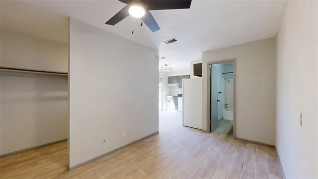 $700 | 725 Peppertree Drive, Unit 26, Bryan, TX 77801