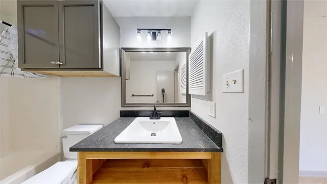 $700 | 725 Peppertree Drive, Unit 26, Bryan, TX 77801