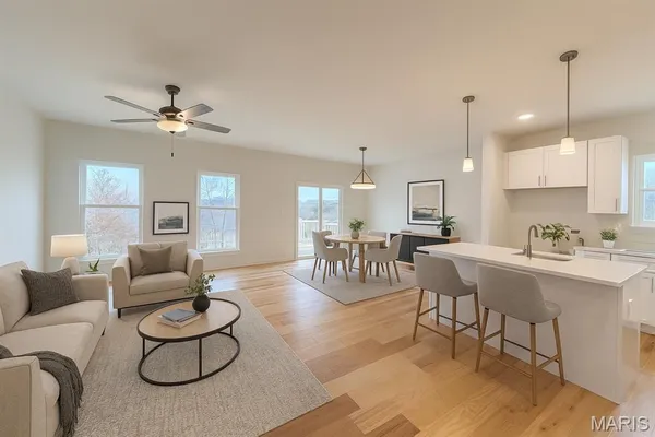 $475,000 | 154 Pellins Court, Unit 154 STB, Washington, MO 63090