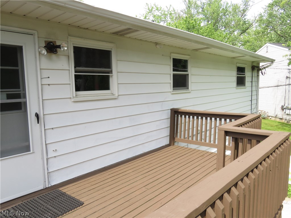 6750 Lake Road Madison, OH 44057 - Photo 8 of 13