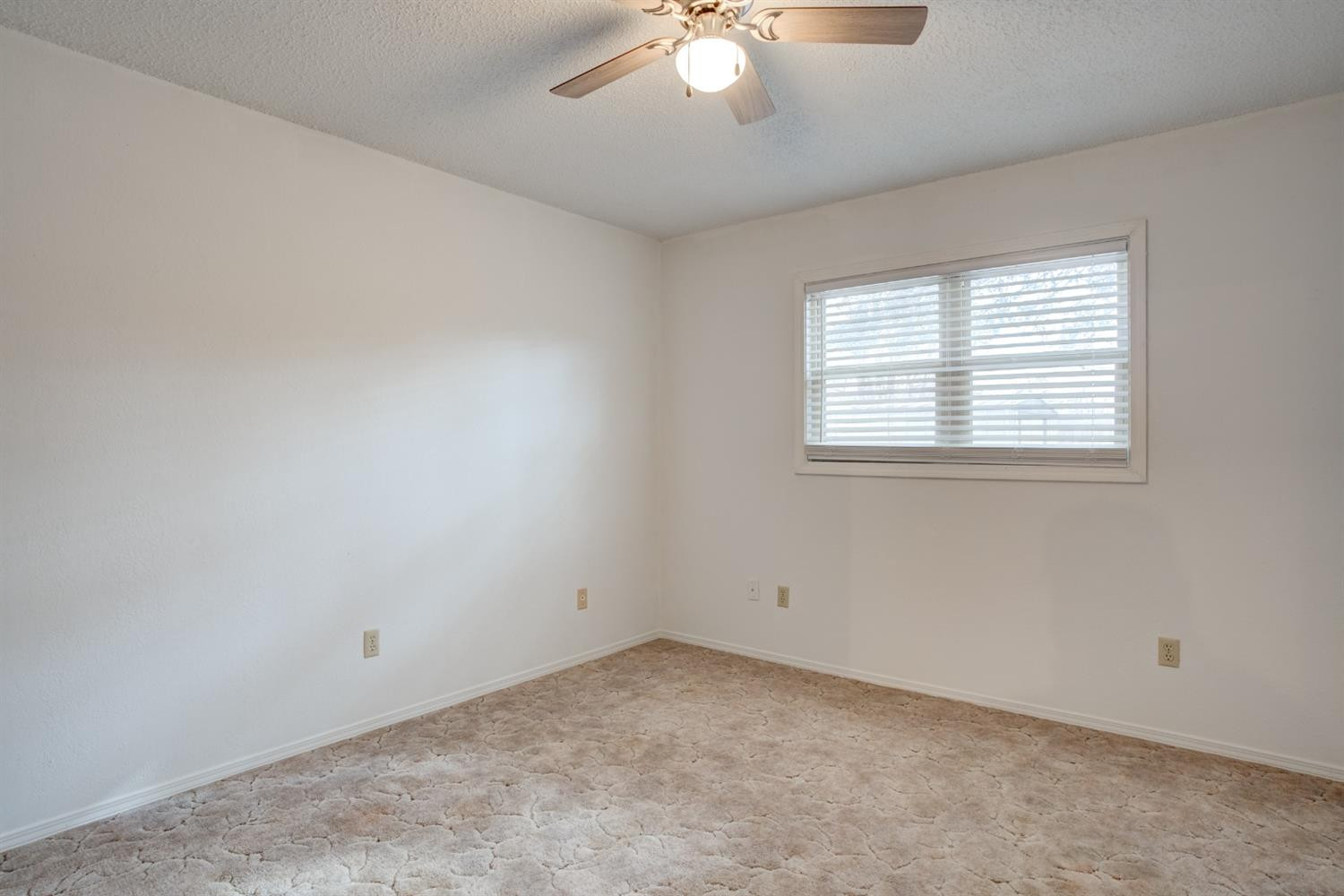 2811 74th Place Lubbock, TX 79423 - Photo 17 of 47 Photo 17