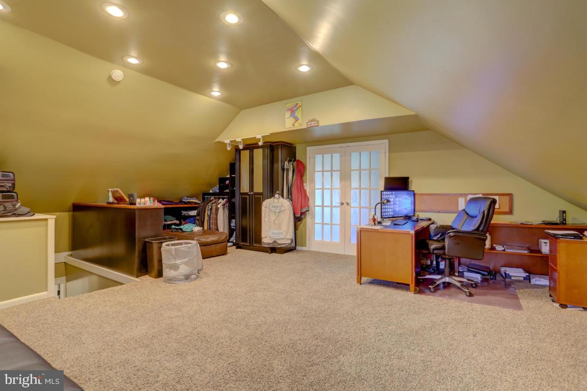 1201 Lampeter Road Lancaster, PA 17602 - Photo 24 of 38 Gallery Image 24