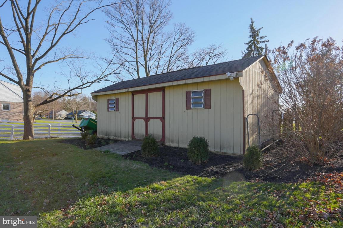 1201 Lampeter Road Lancaster, PA 17602 - Photo 31 of 38 Gallery Image 31