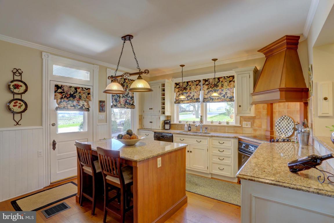 1201 Lampeter Road Lancaster, PA 17602 - Photo 10 of 38 Gallery Image 10