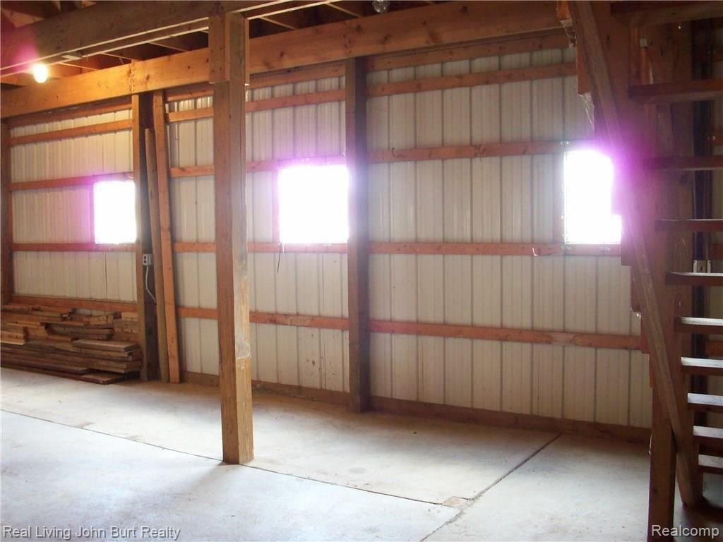 2002 Curtis Road Leonard, MI 48367 - Photo 7 of 10