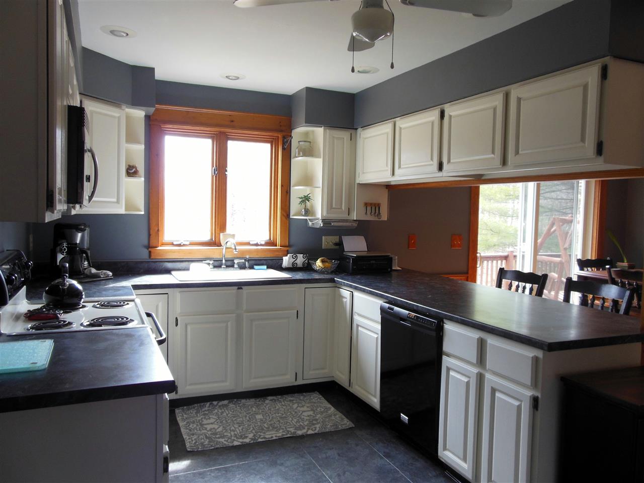 241 Pidgeon Road East Salisbury, VT 05769 - Photo 3 of 27