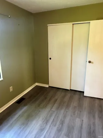 $1,500 | 562 East Graham Place, Bloomington, IN 47401