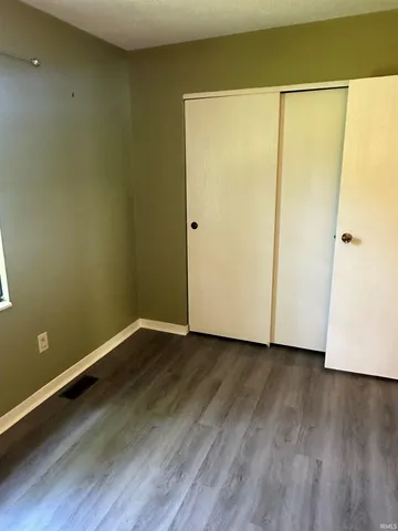 $1,500 | 562 East Graham Place, Bloomington, IN 47401