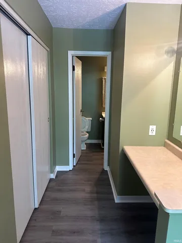 $1,500 | 562 East Graham Place, Bloomington, IN 47401