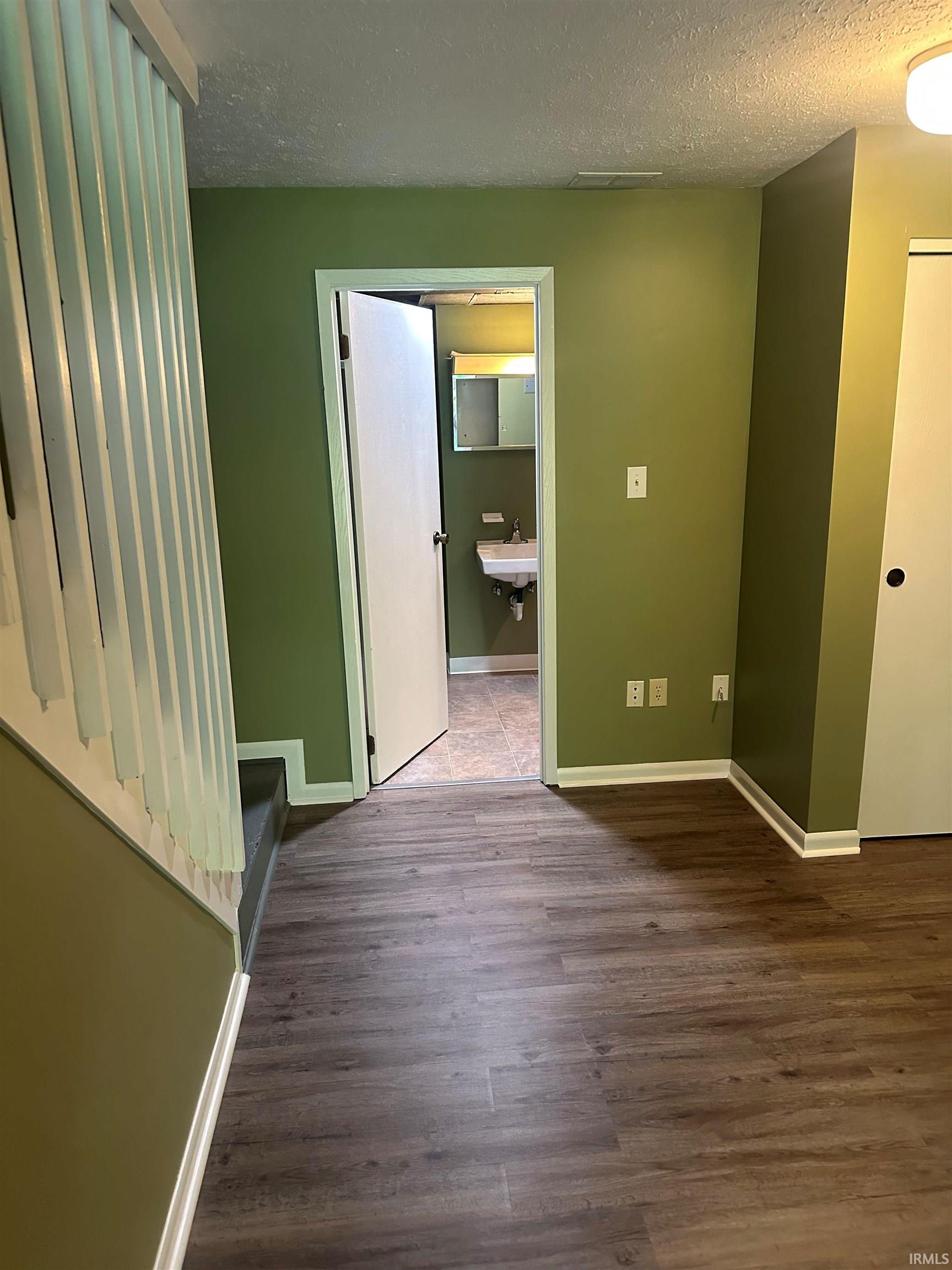 562 East Graham Place Bloomington, IN 47401 - Photo 12 of 17