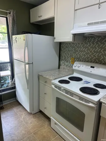$1,500 | 562 East Graham Place, Bloomington, IN 47401