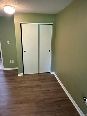 $1,500 | 562 East Graham Place, Bloomington, IN 47401