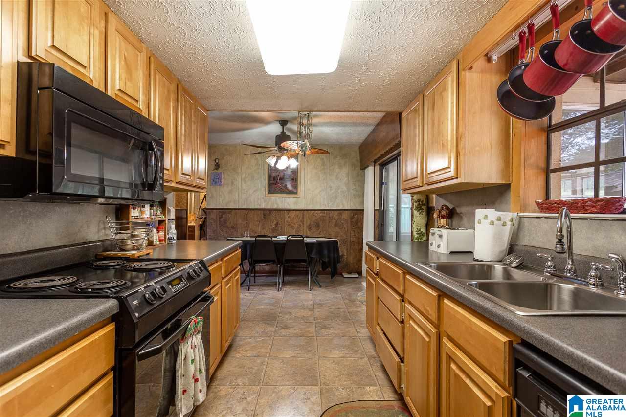 975 Refuge Road Ragland, AL 35131 - Photo 13 of 42